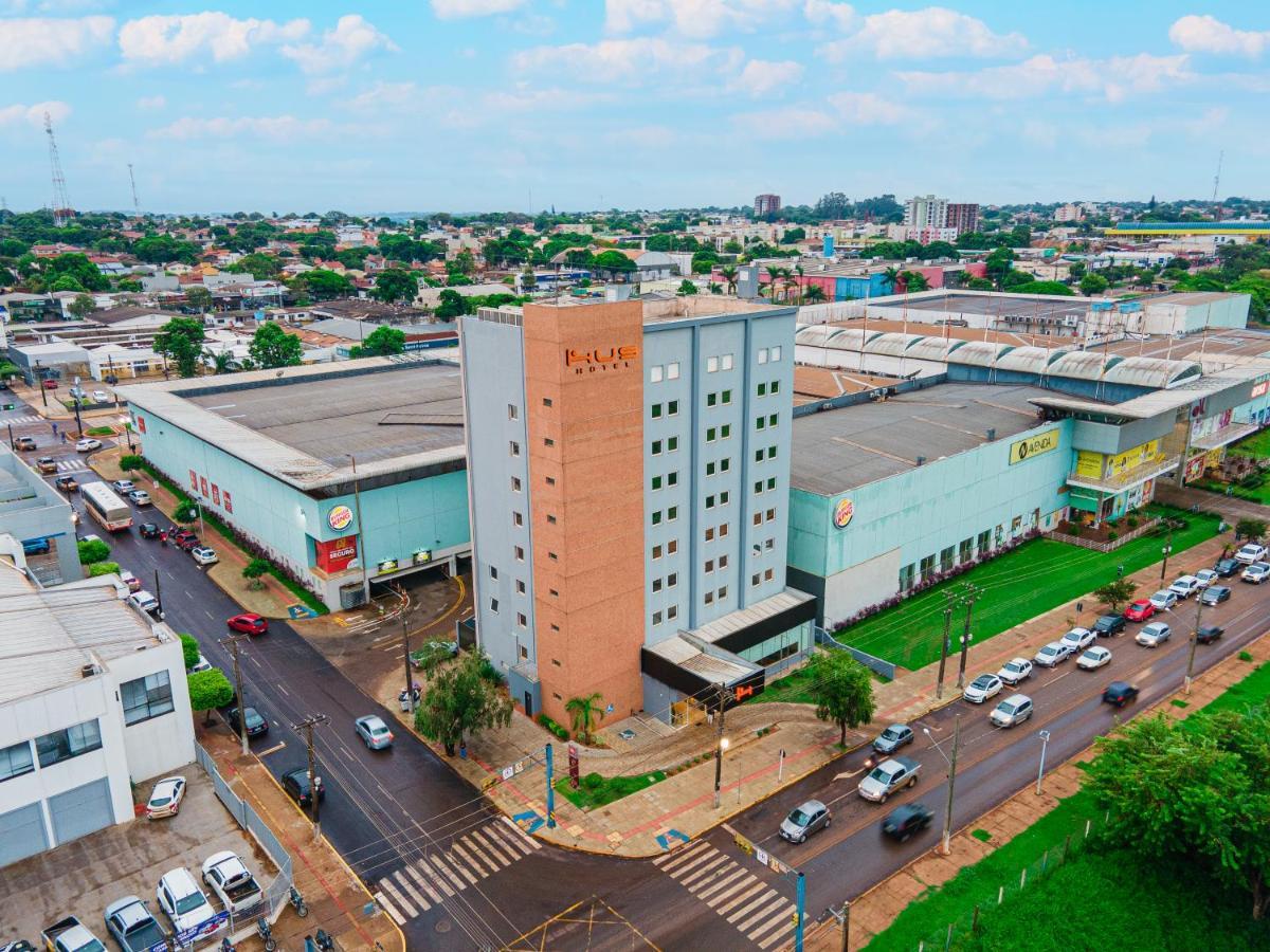 Hus Hotel Dourados Exteriér fotografie